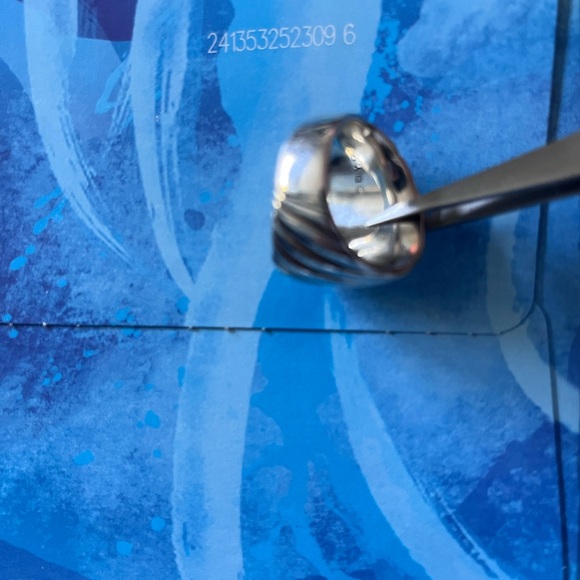 David Yurman sculpted cable ring barely worn.Purchased last year see picture . - Picture 5 of 7